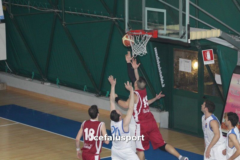120304 sport 459_tn.jpg